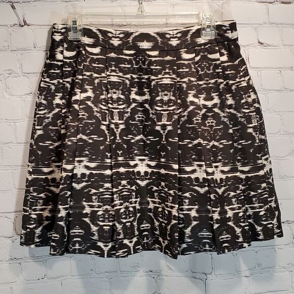 J.Crew black and white full pleated skirt - Picture 1 of 7
